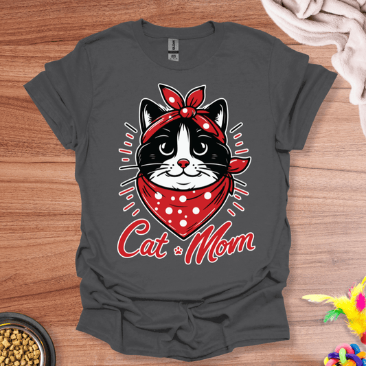 Happy Cat Mom T-Shirt